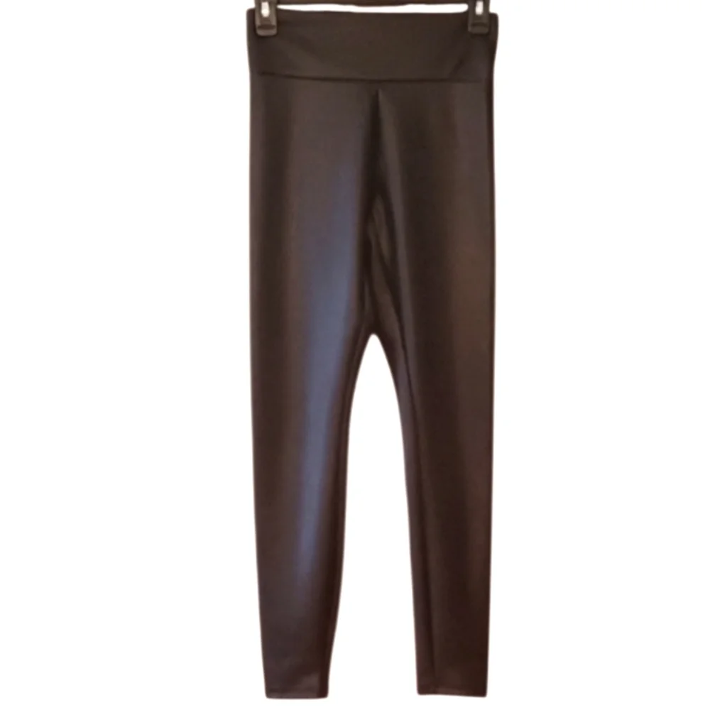 Express NWOT Black Faux Leather Leggings Pants Size XS‎